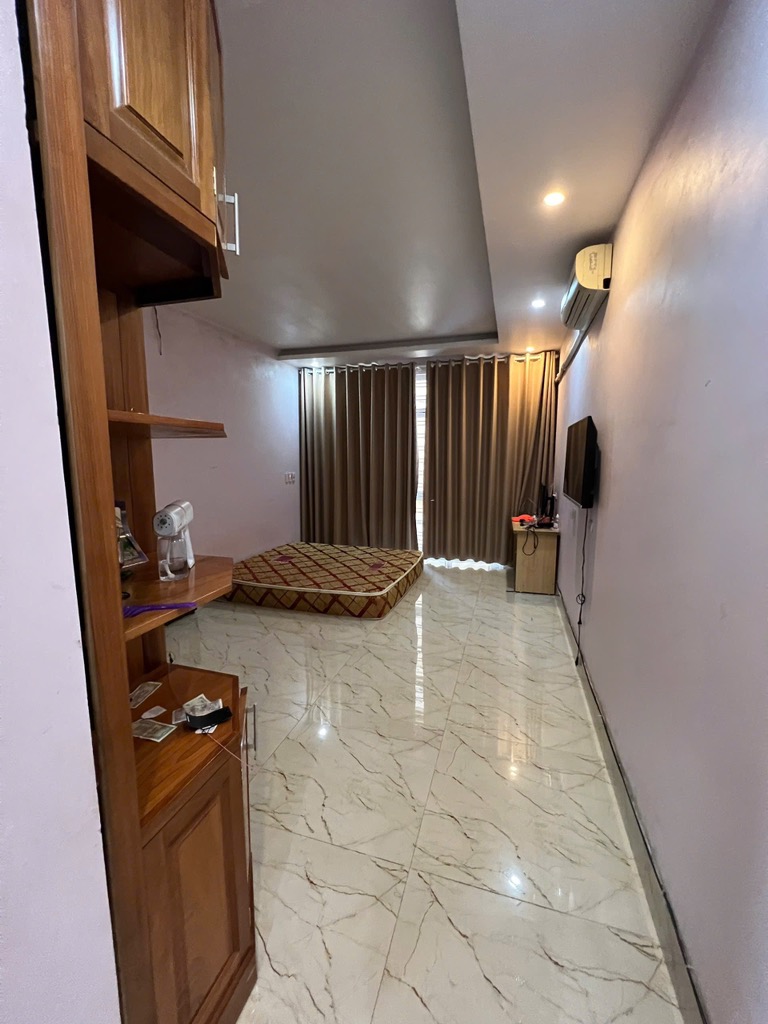 Nhà đẹp Mễ Trì phân lô , gần ô tô 77m x4T MT 4m giá 11 tỷ